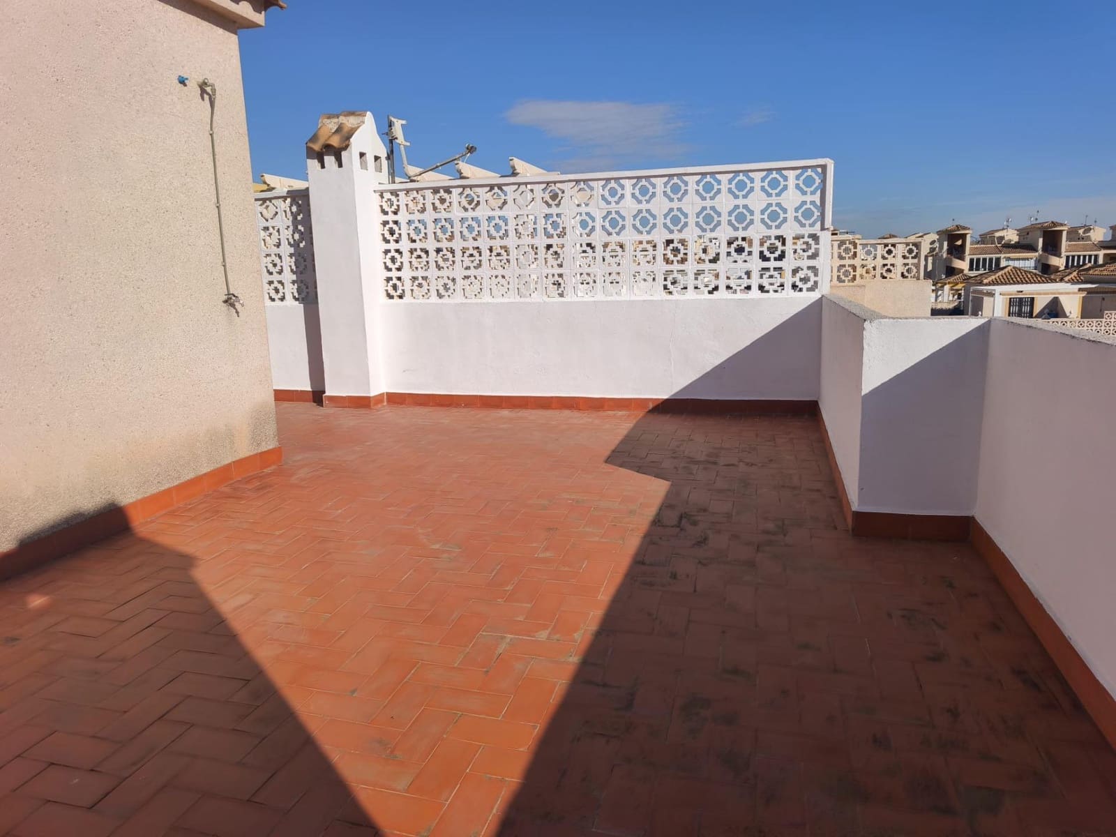 3 bedroom Apartment for sale in Orihuela with pool - € 230,000 (Ref: 9449433)