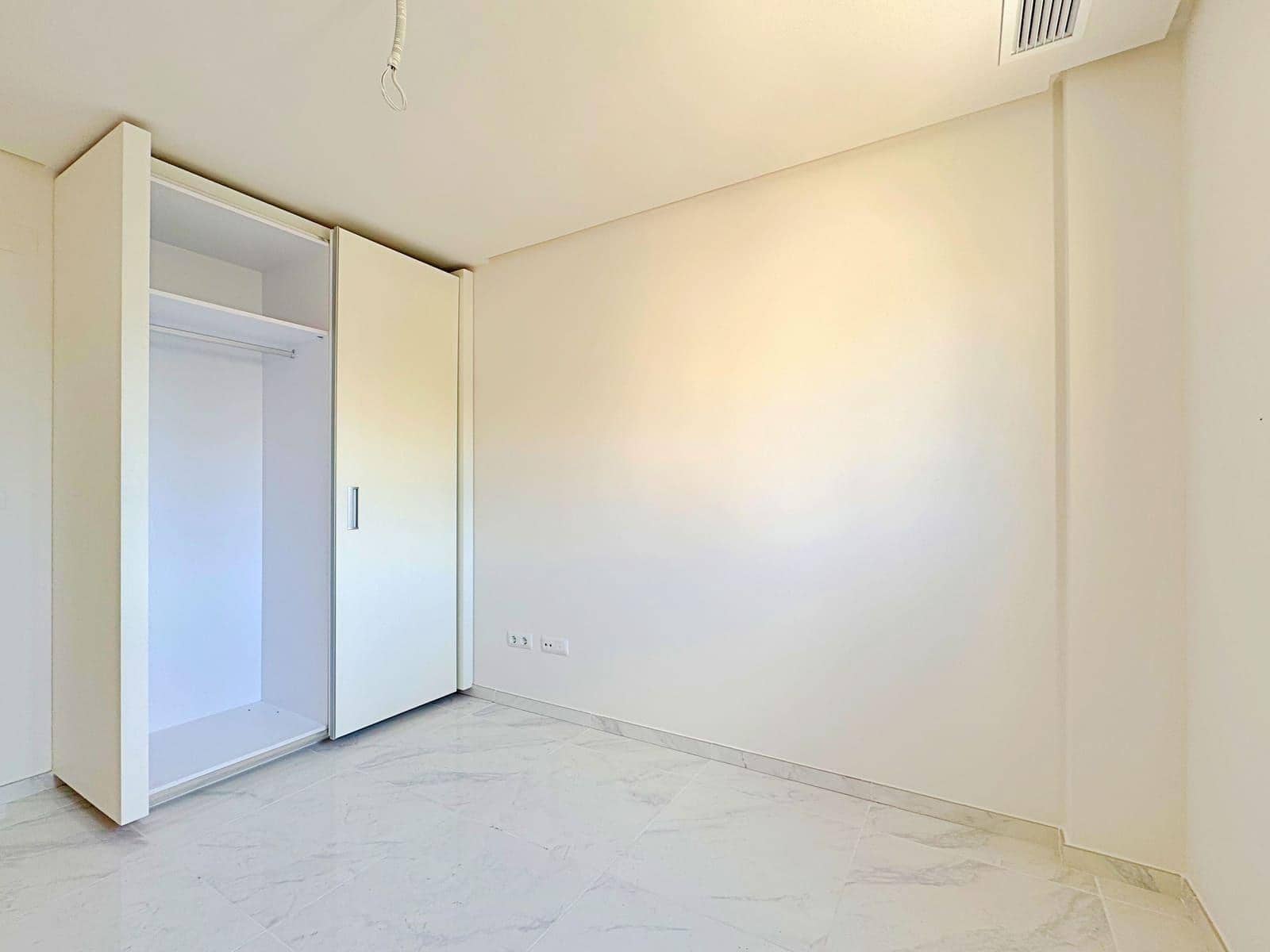 2 soverom Leilighet til salgs i Los Dolses med svømmebasseng - € 245 000 (Ref: 9565356)