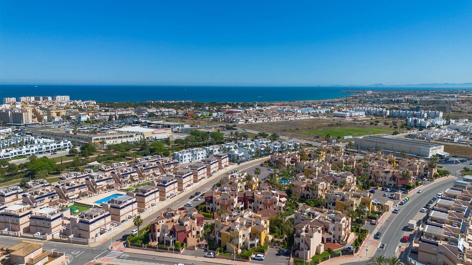 2 sypialnia Apartament na sprzedaż w Torrevieja z basenem - 210 000 € (Ref: 9565357)