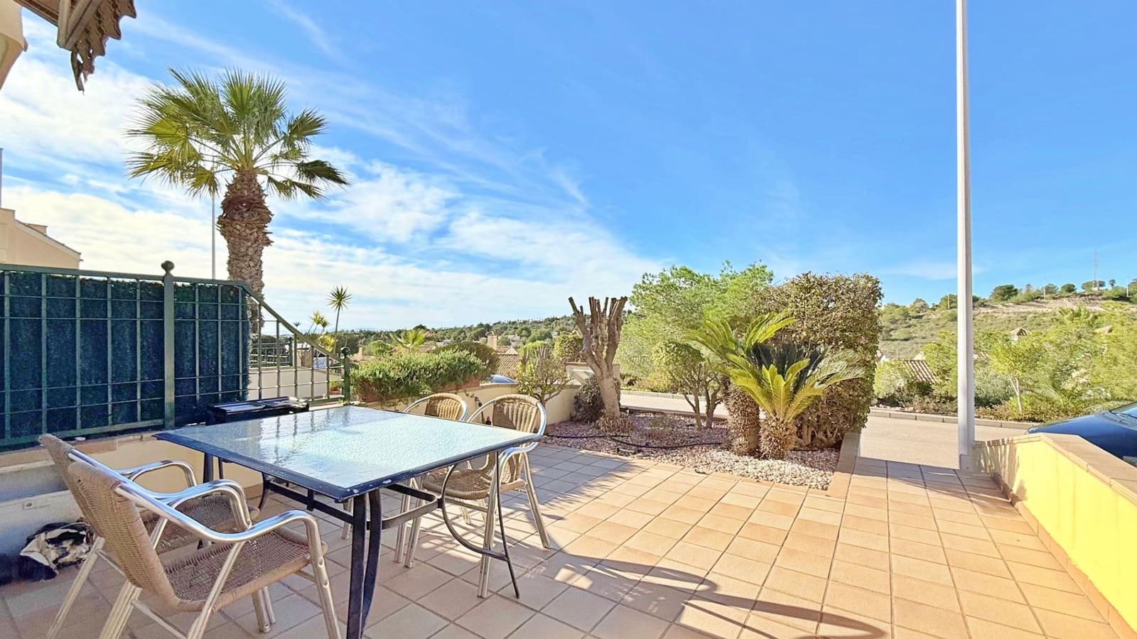 Adosado de 2 habitaciones en Orihuela Costa en venta con piscina - 215.000 € (Ref: 9565359)