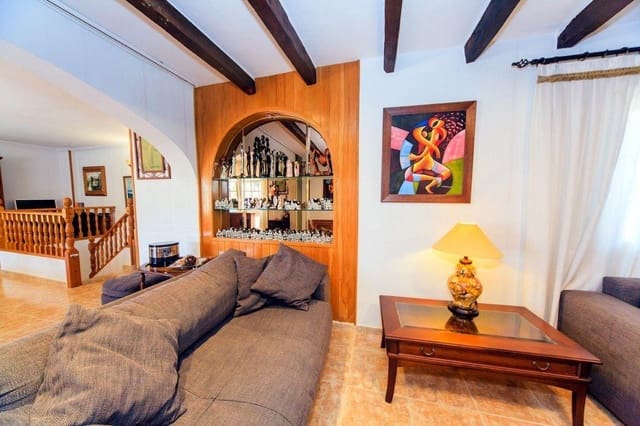 4 Zimmer Villa zu verkaufen in Los Balcones mit Pool - 510.000 € (Ref: 9627708)