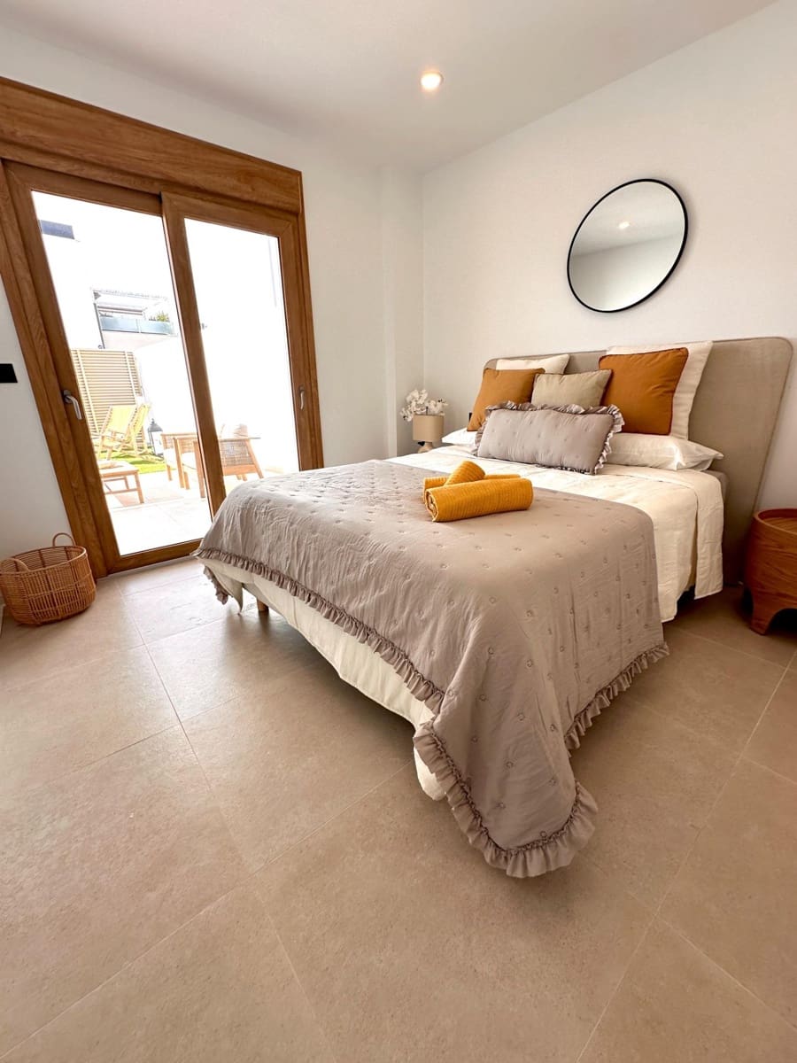 3 bedroom Bungalow for sale in San Pedro del Pinatar - € 339,000 (Ref: 9645172)