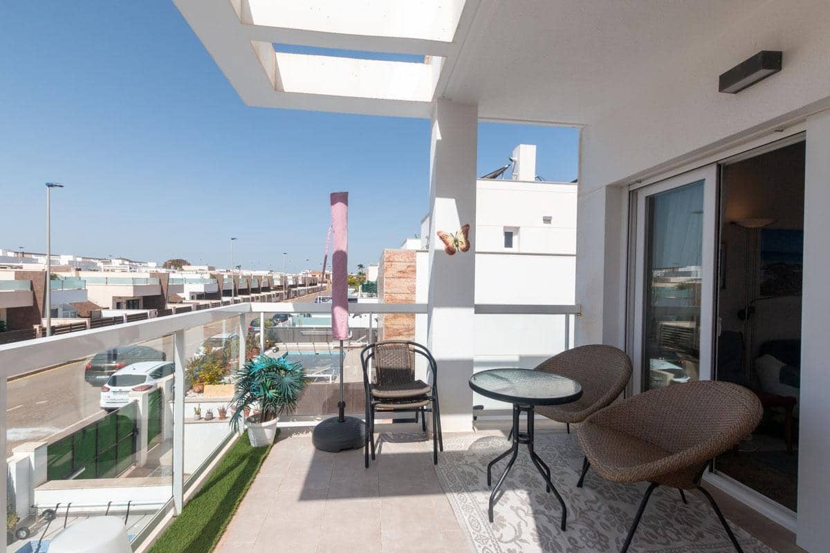 2 slaapkamer Appartement te koop in San Pedro del Pinatar met zwembad garage - € 239.000 (Ref: 9785033)