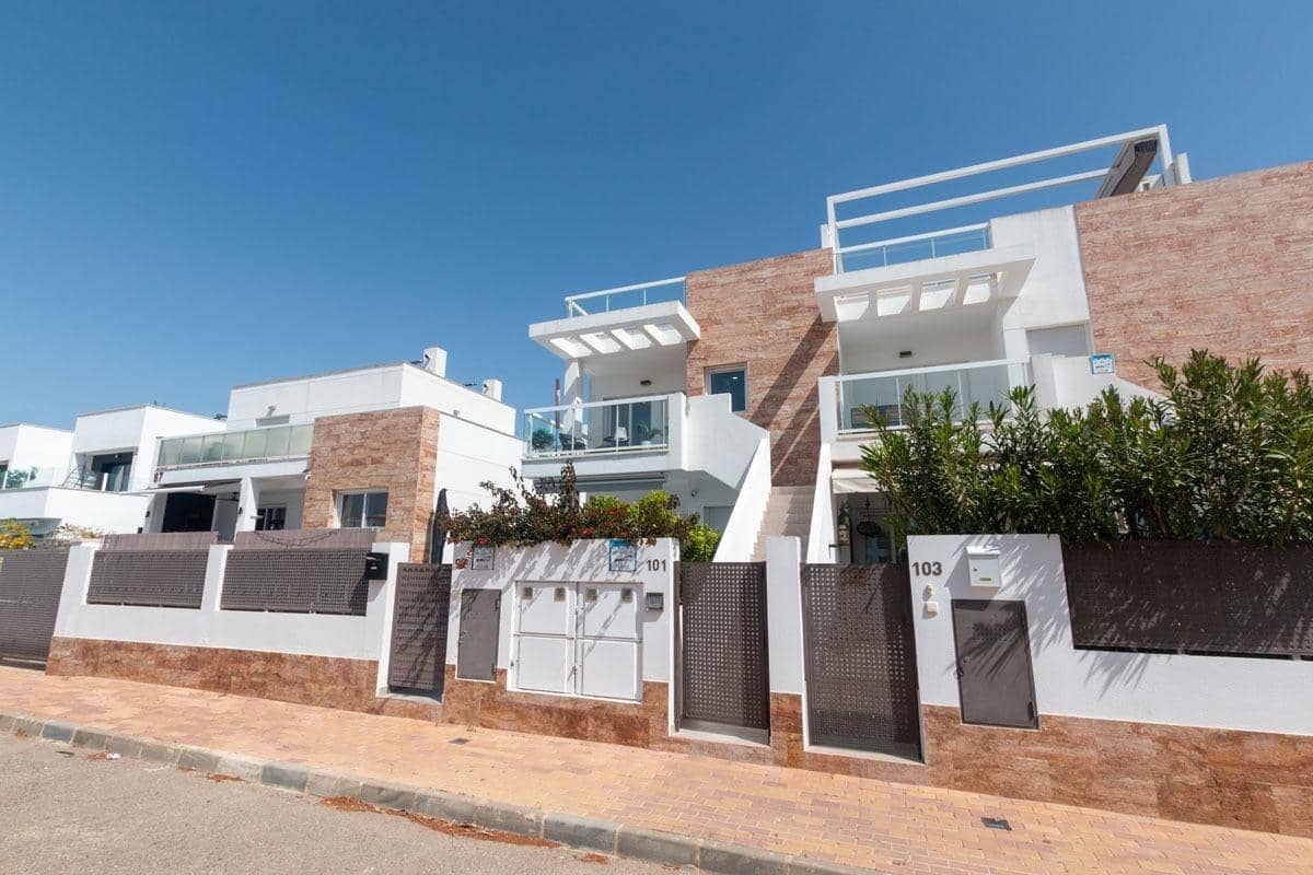 2 slaapkamer Appartement te koop in San Pedro del Pinatar met zwembad garage - € 239.000 (Ref: 9785033)