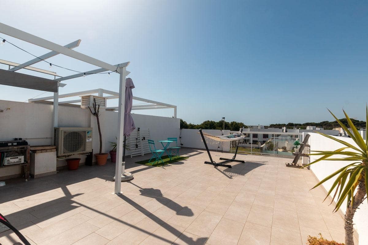 2 slaapkamer Appartement te koop in San Pedro del Pinatar met zwembad garage - € 239.000 (Ref: 9785033)