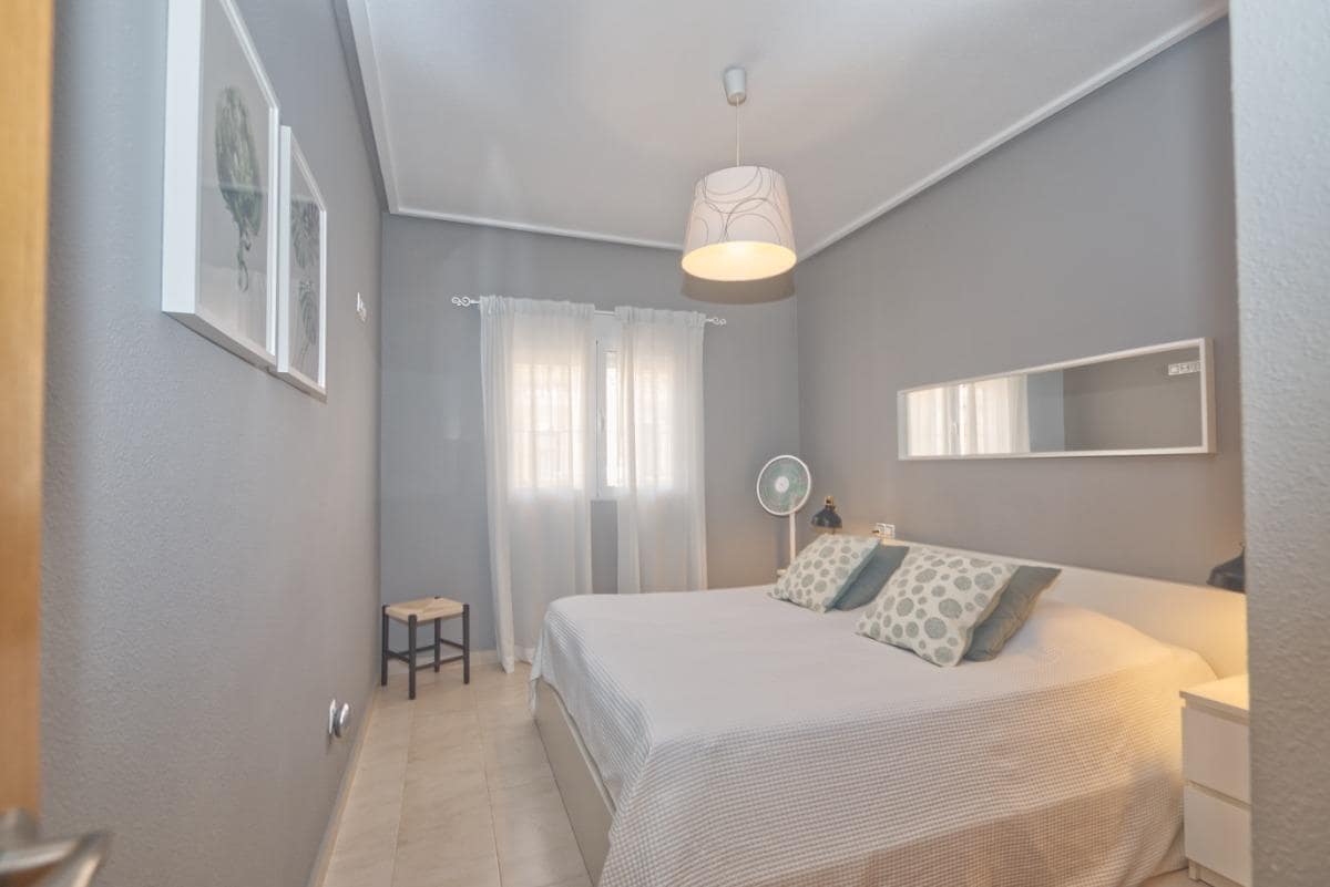 2 slaapkamer Appartement te koop in Los Dolses met zwembad garage - € 195.000 (Ref: 9791164)