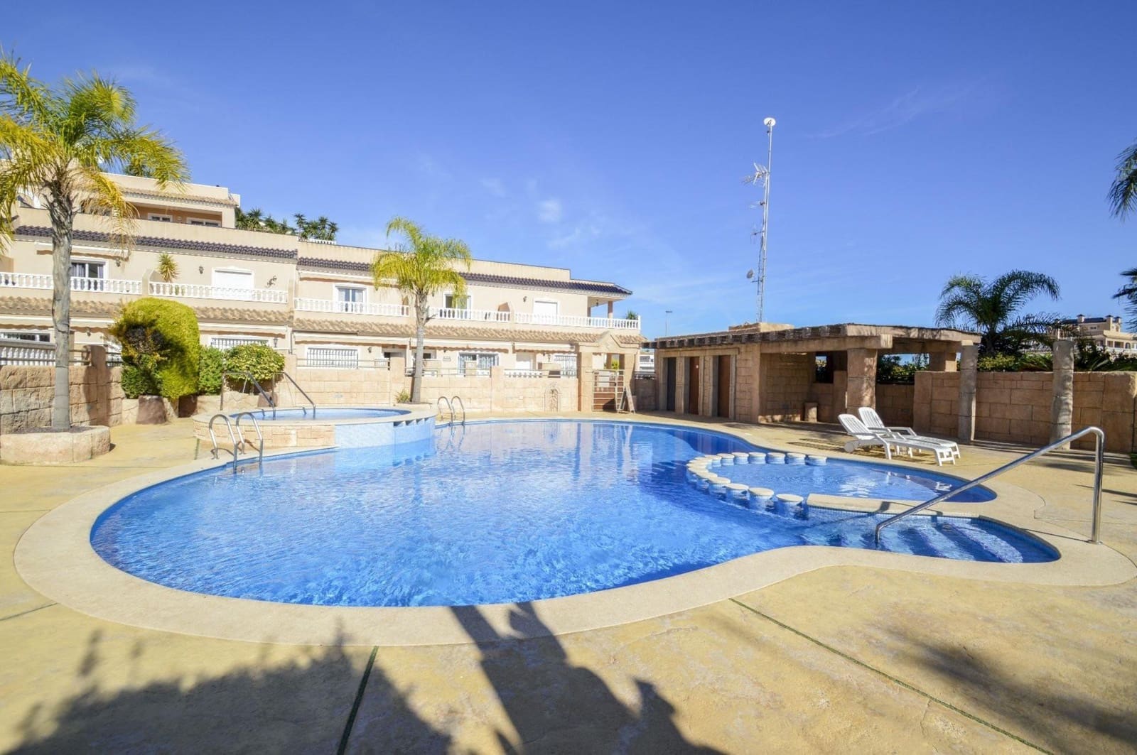 2 slaapkamer Appartement te koop in Los Dolses met zwembad garage - € 195.000 (Ref: 9791164)