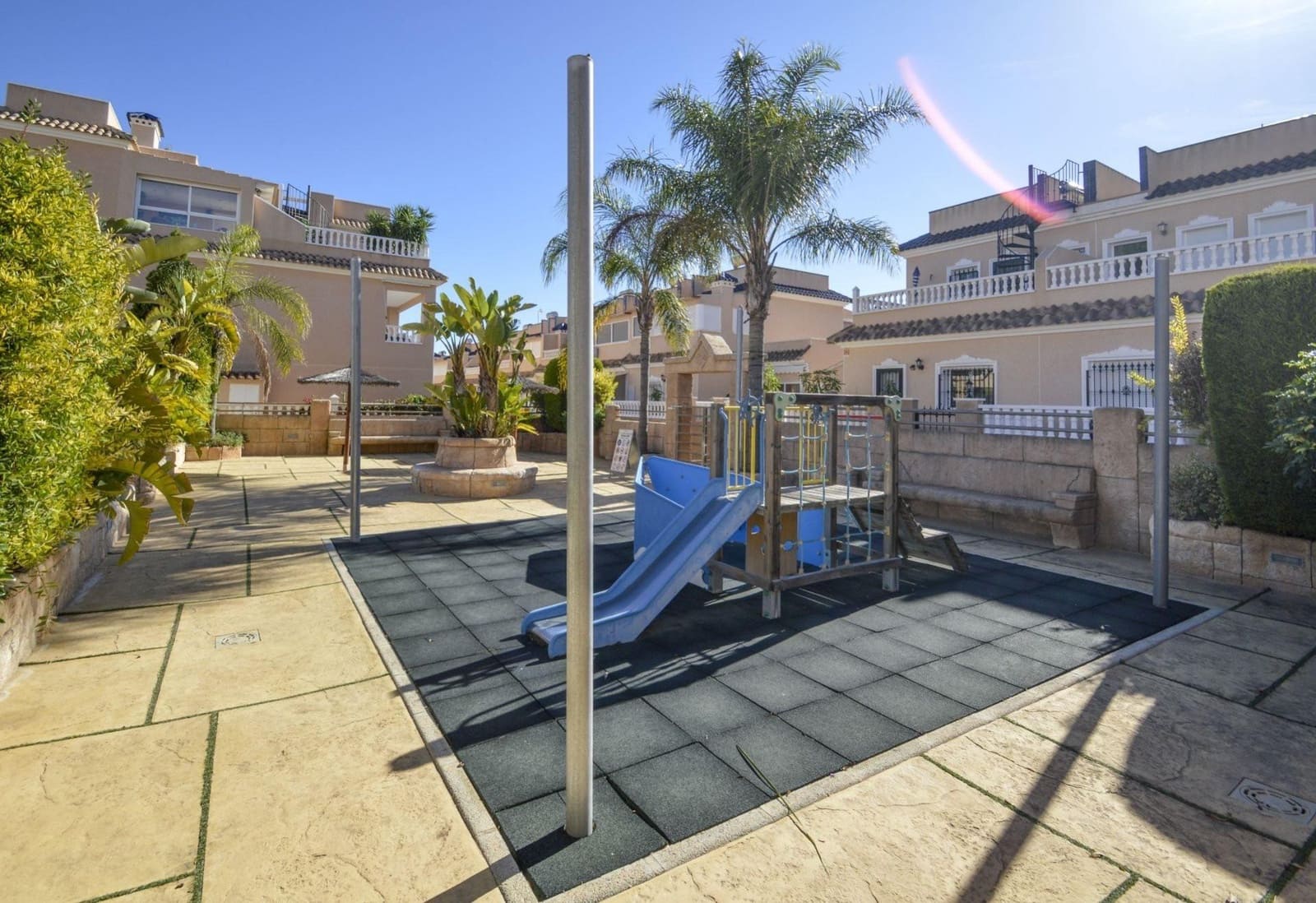 2 slaapkamer Appartement te koop in Los Dolses met zwembad garage - € 195.000 (Ref: 9791164)