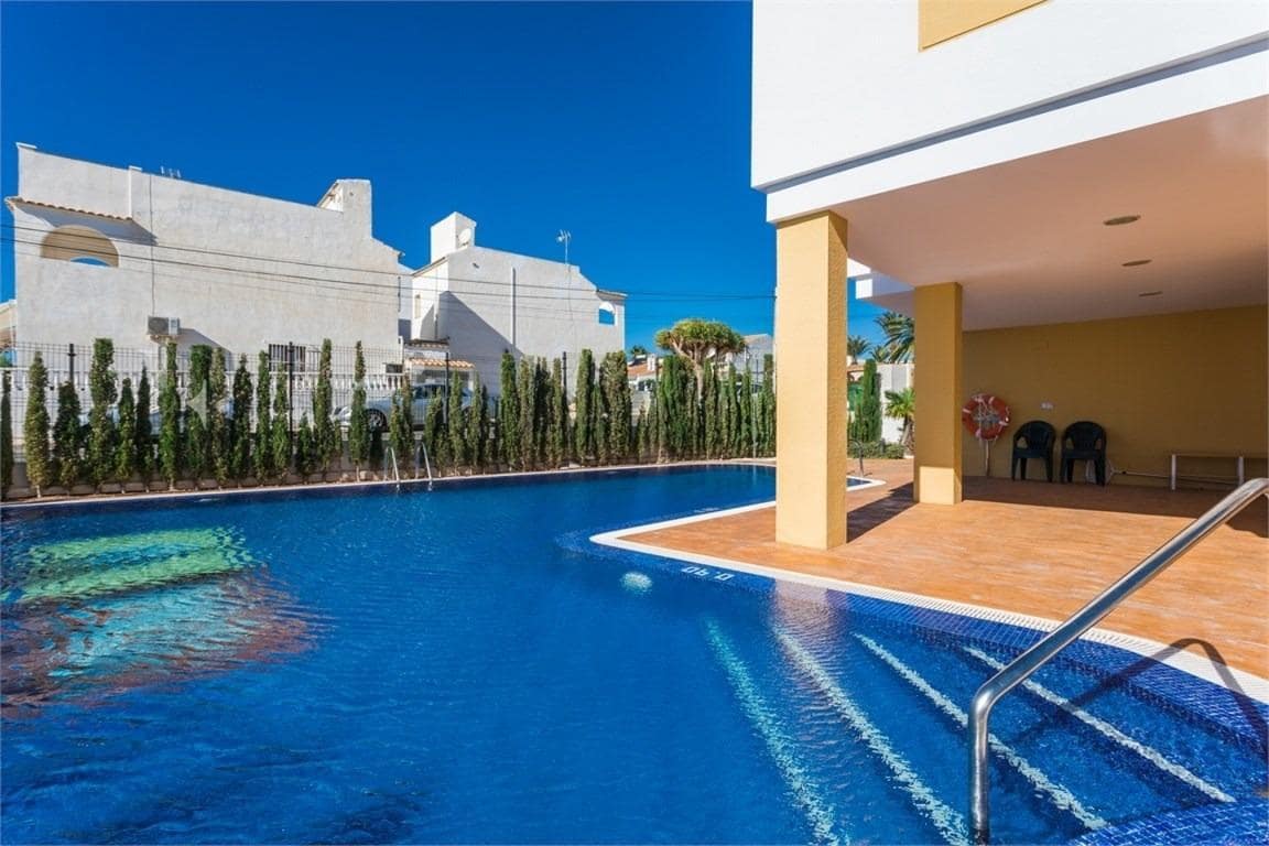 2 sypialnia Penthouse na sprzedaż w Orihuela Costa z basenem garażem - 269 000 € (Ref: 9839416)
