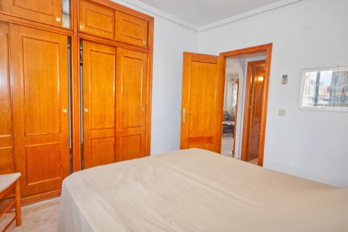 2 bedroom Apartment for sale in Los Altos with pool garage - € 154,900 (Ref: 9904108)