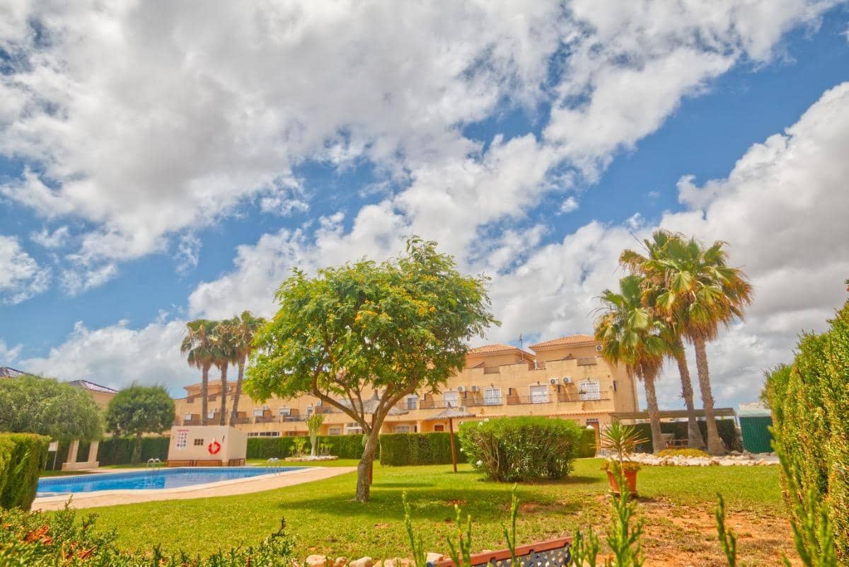 2 bedroom Apartment for sale in Los Altos with pool garage - € 154,900 (Ref: 9904108)