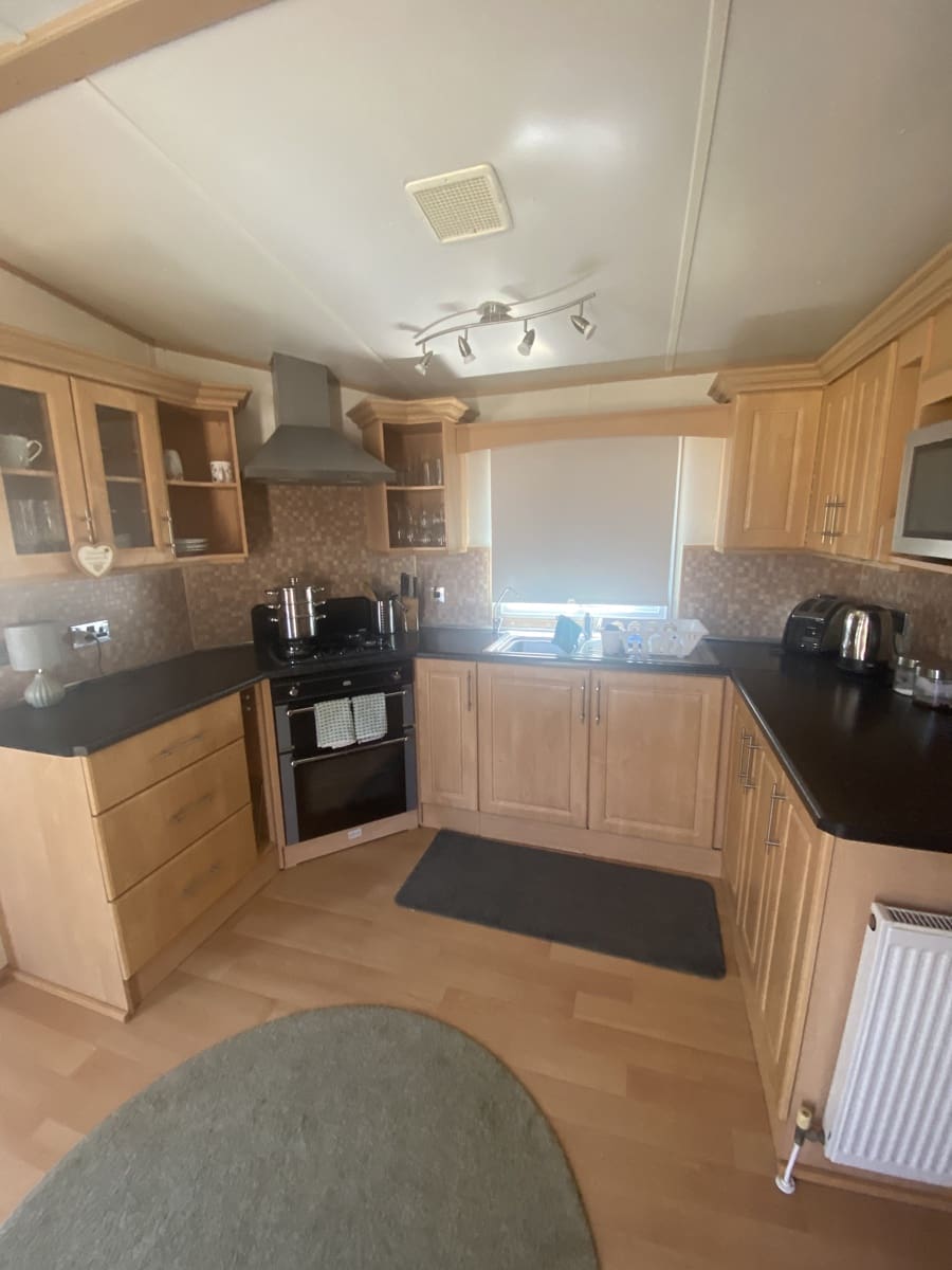 2 bedroom Mobile Home for sale in Alhaurin de la Torre with pool garage - € 29,950 (Ref: 9938617)
