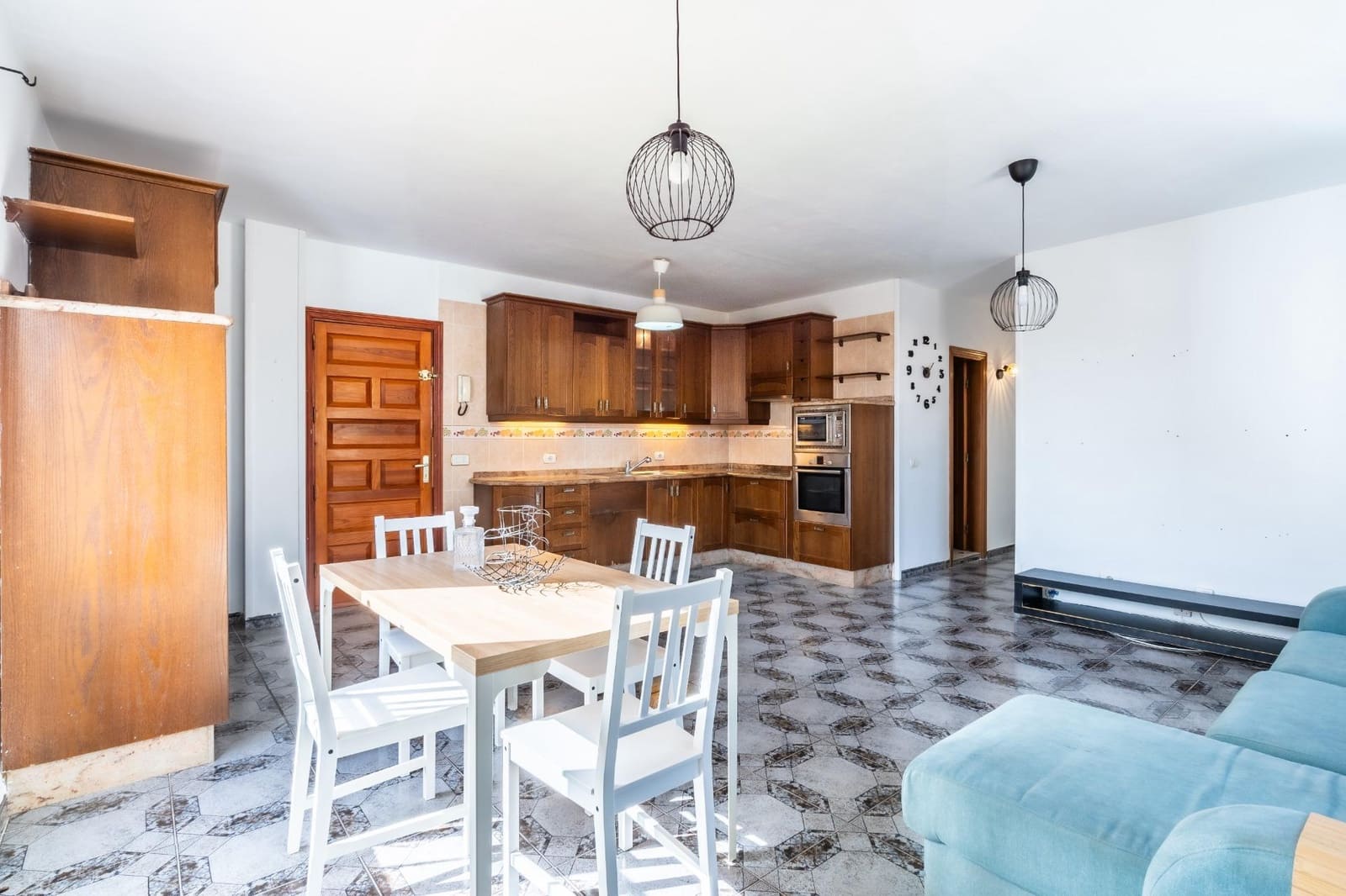 3 bedroom Apartment for rent in La Jaca - € 840 (Ref: 10009187)