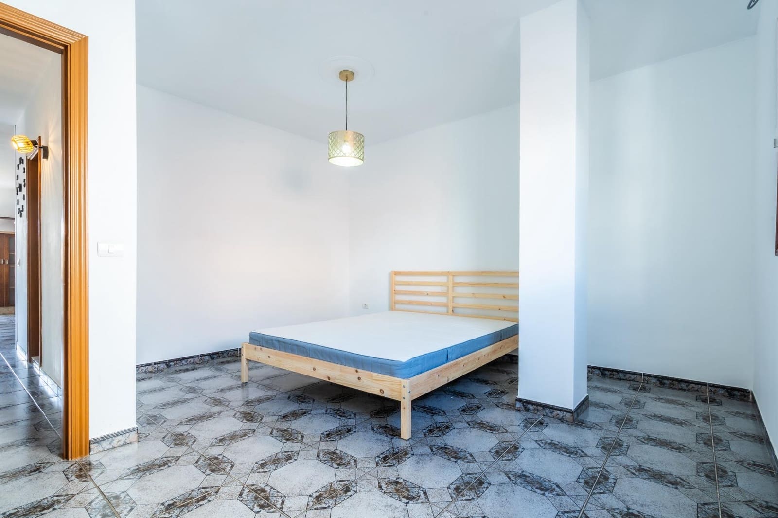3 bedroom Apartment for rent in La Jaca - € 840 (Ref: 10009187)