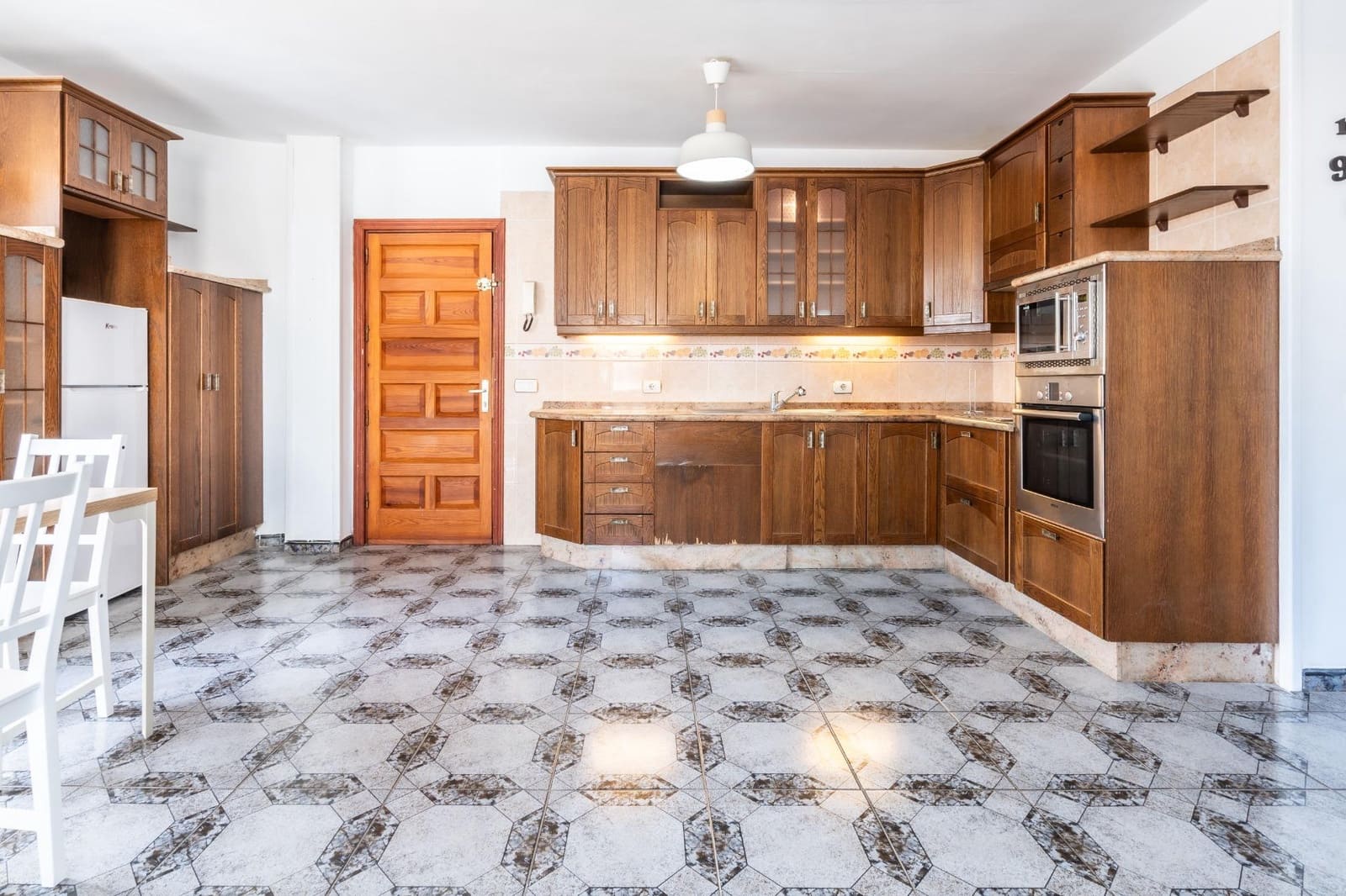 3 bedroom Apartment for rent in La Jaca - € 840 (Ref: 10009187)