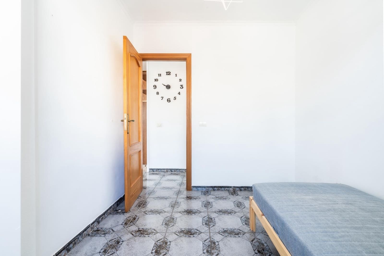 3 bedroom Apartment for rent in La Jaca - € 840 (Ref: 10009187)