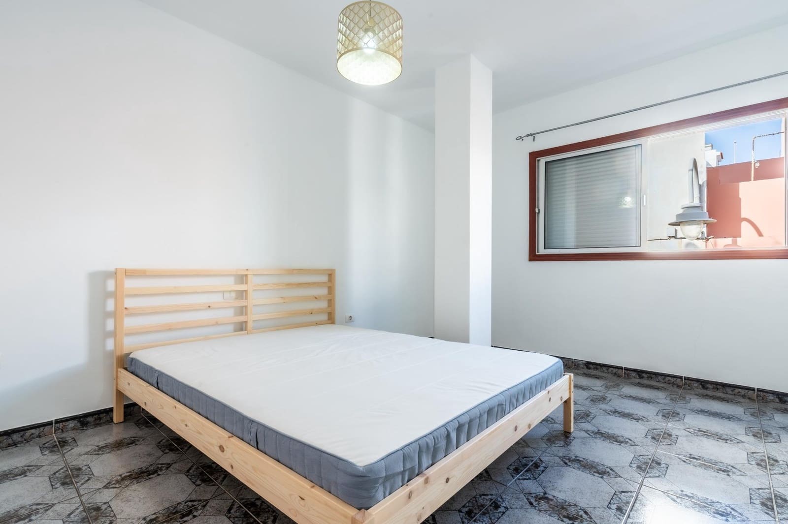 3 bedroom Apartment for rent in La Jaca - € 840 (Ref: 10009187)