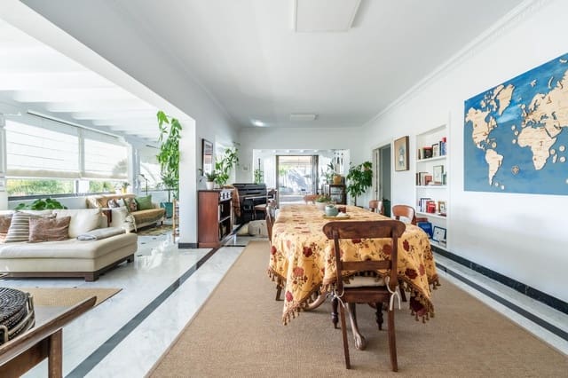 7 soverom Villa til salgs i Santa Cruz de Tenerife med svømmebasseng garasje - € 2 150 000 (Ref: 10011543)