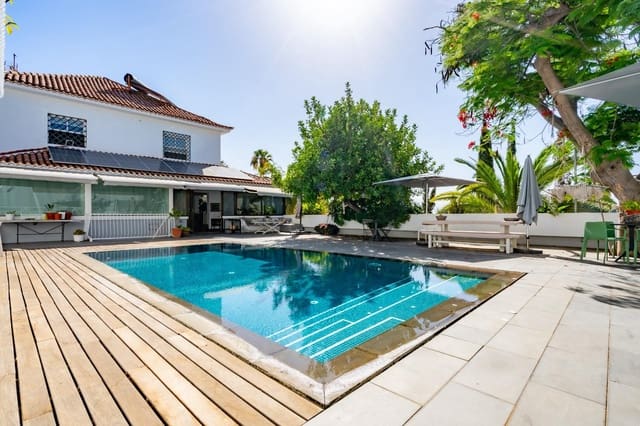 7 soverom Villa til salgs i Santa Cruz de Tenerife med svømmebasseng garasje - € 2 150 000 (Ref: 10011543)