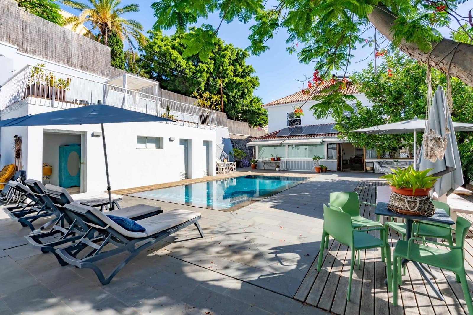 Chalet de 7 habitaciones en Santa Cruz de Tenerife en venta con piscina garaje - 2.150.000 € (Ref: 10011543)