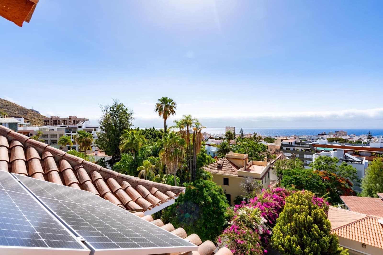 7 soveværelse Villa til salg i Santa Cruz de Tenerife med swimmingpool garage - € 2.150.000 (Ref: 10011543)