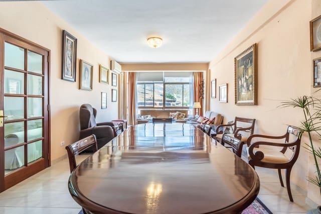 Apartamento de 4 habitaciones en Urbanizacion Anaga, Santa Cruz de Tenerife en venta - 489.000 € (Ref: 10030664)