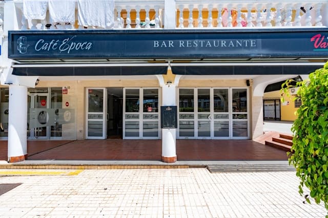 Local Commercial à louer à Playa de las Americas, Arona - 2 500 € (Ref: 10035472)