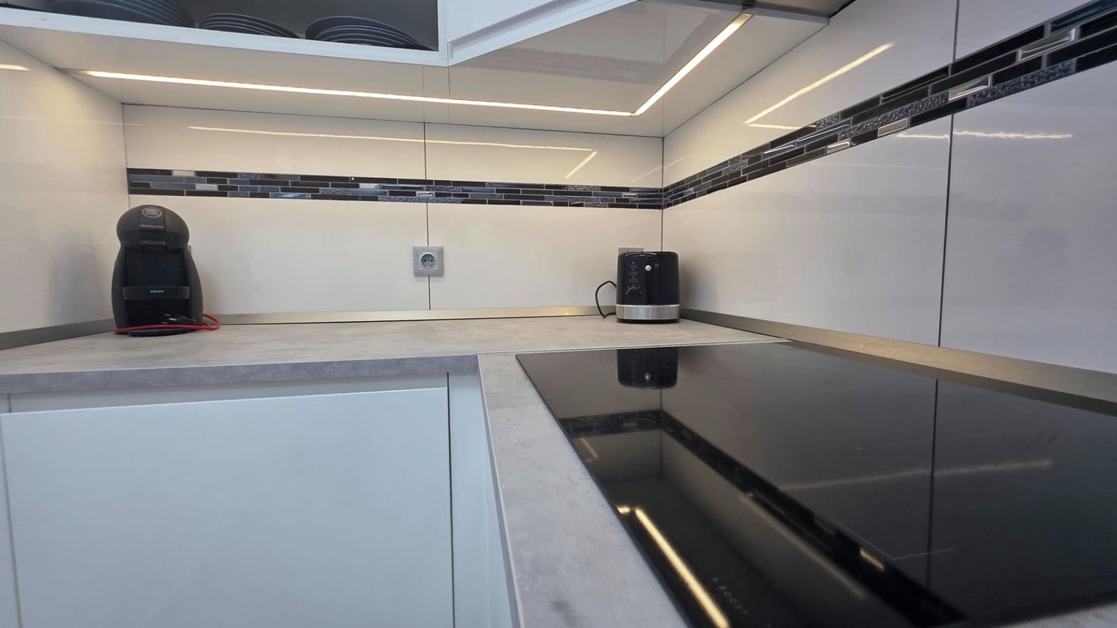 2 slaapkamer Appartement te huur in Puerto de la Cruz - € 1.200 (Ref: 10035473)