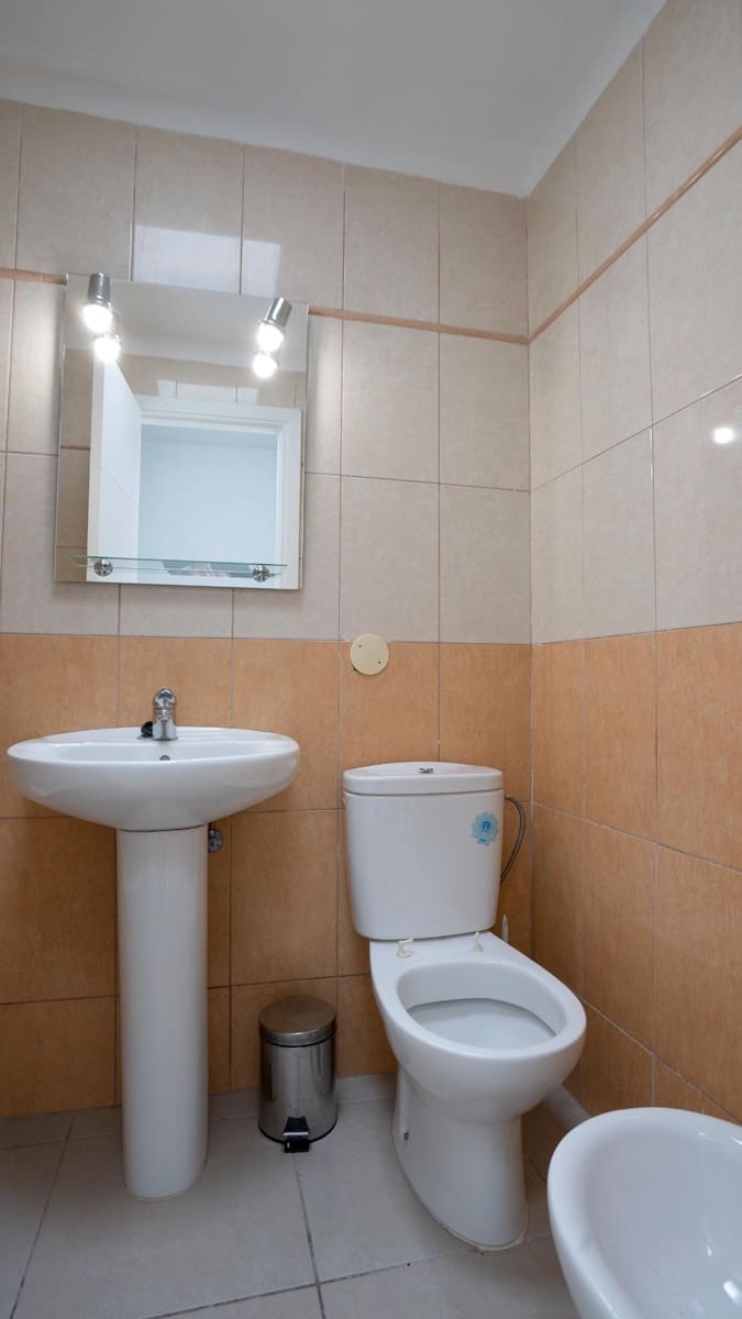 2 Zimmer Reihenhaus zu vermieten in Santa Cruz de Tenerife mit Garage - 1.100 € (Ref: 10041236)