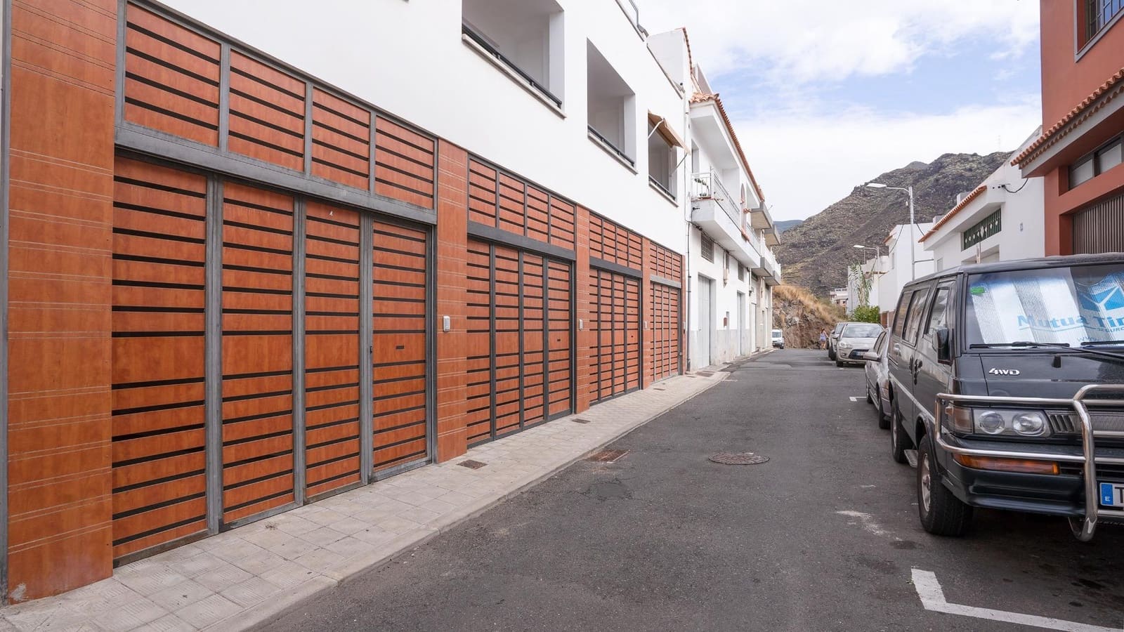 2 Zimmer Reihenhaus zu vermieten in Santa Cruz de Tenerife mit Garage - 1.100 € (Ref: 10041236)
