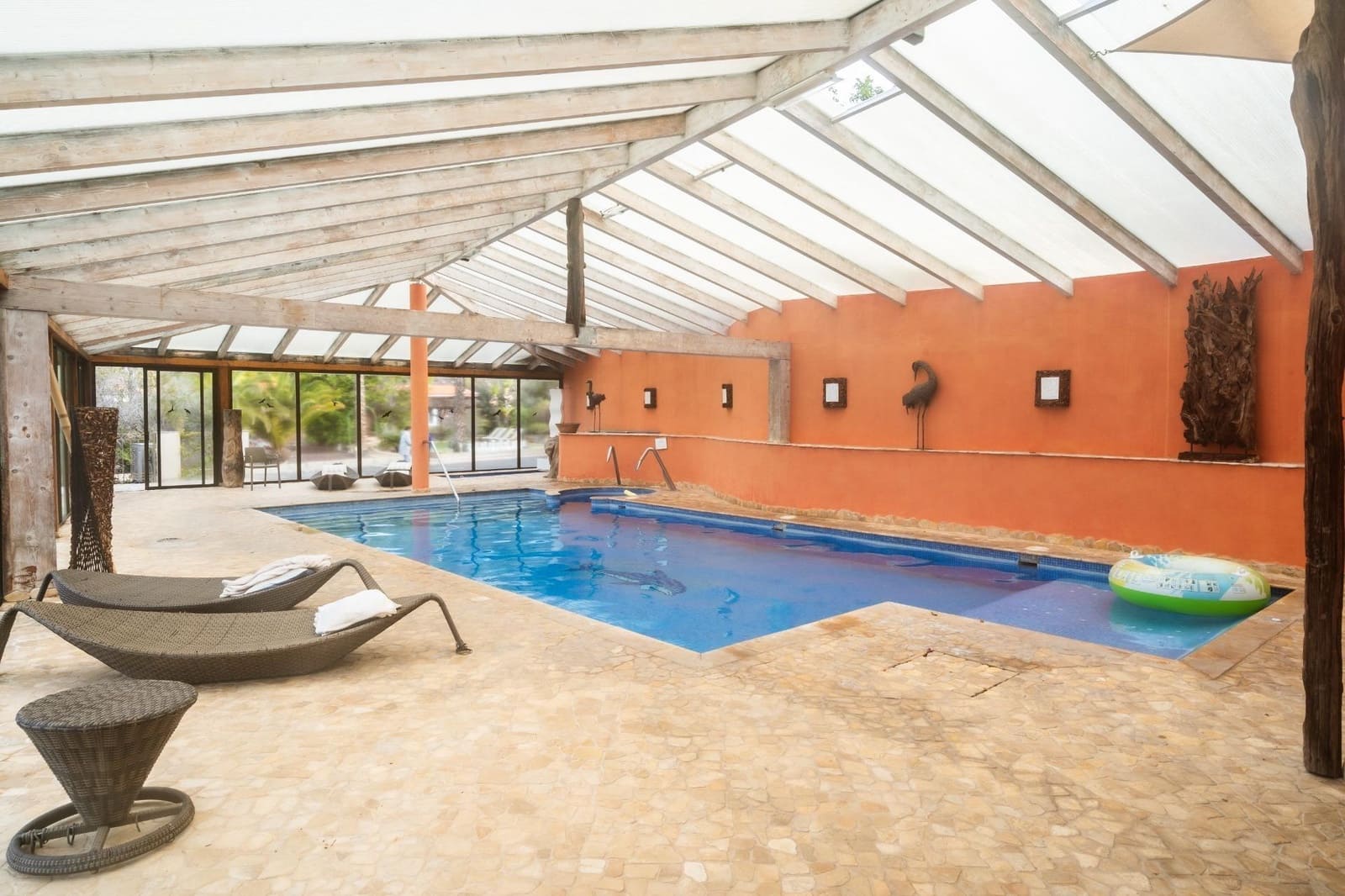 40 makuuhuone Hotelli myytävänä paikassa Guia de Isora mukana uima-altaan - 6 500 000 € (Ref: 10043119)