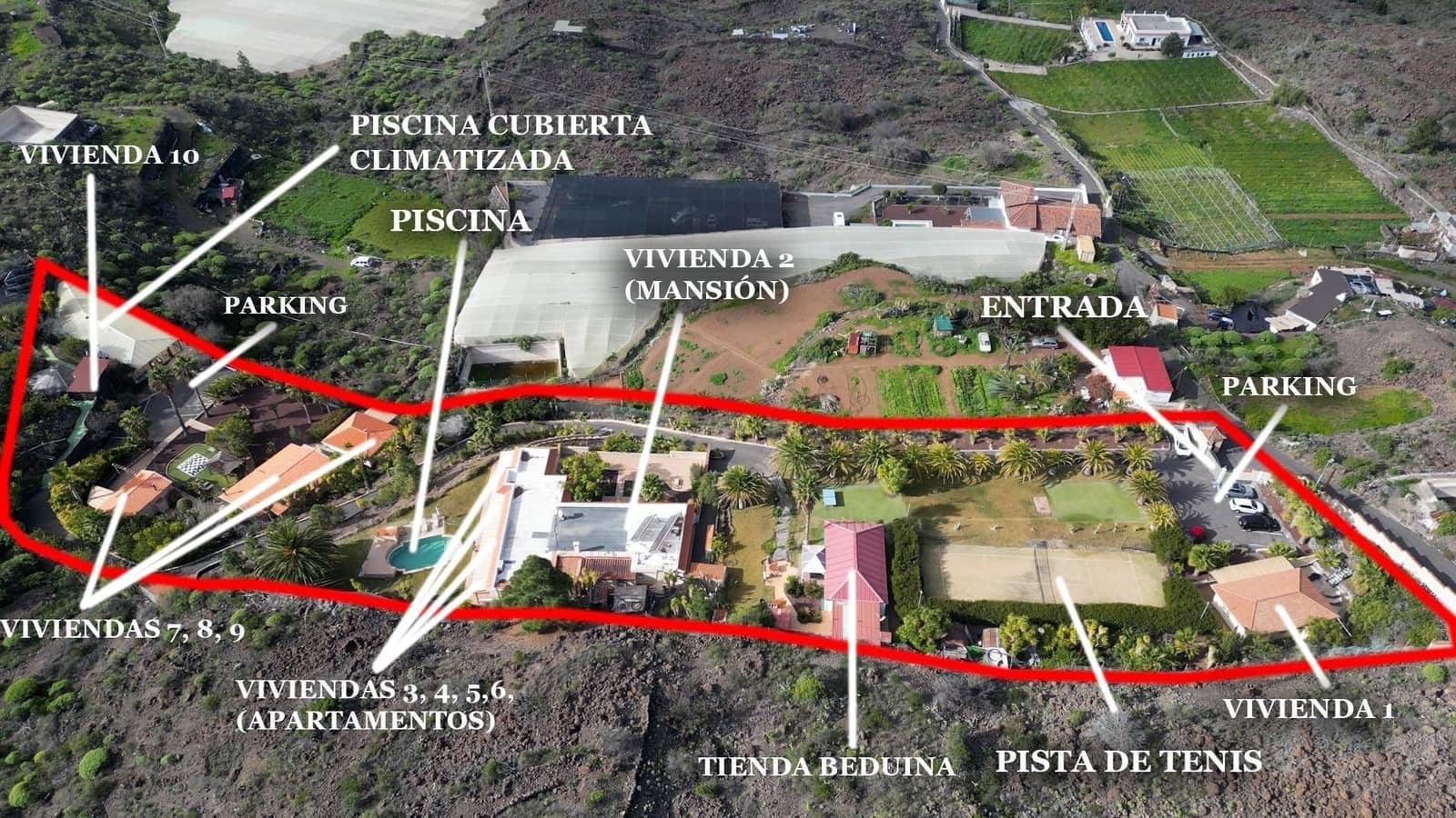 40 makuuhuone Hotelli myytävänä paikassa Guia de Isora mukana uima-altaan - 6 500 000 € (Ref: 10043119)
