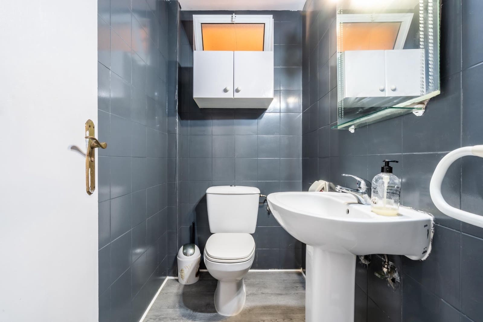 3 slaapkamer Appartement te koop in El Medano met zwembad - € 309.000 (Ref: 10068028)