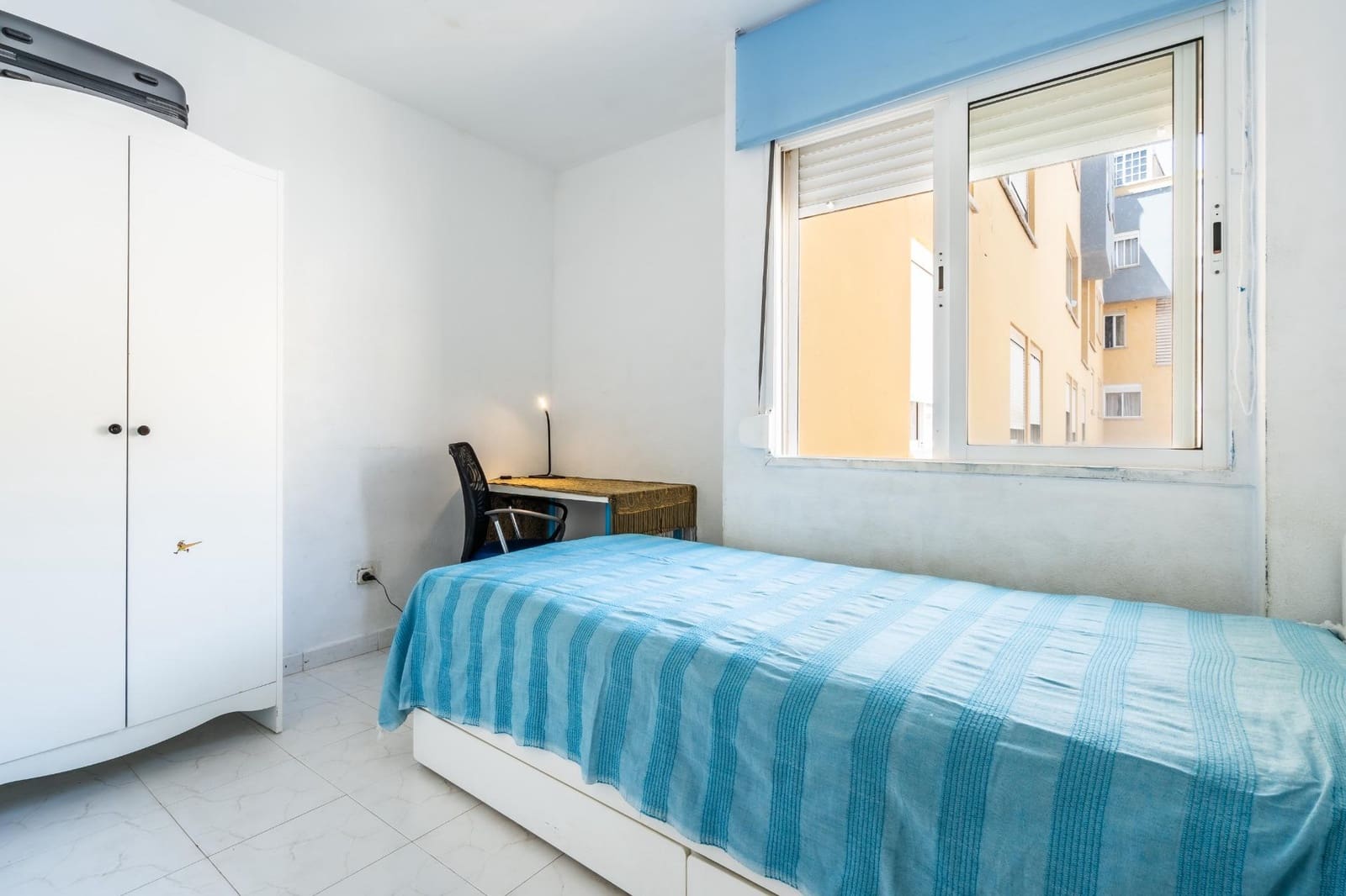 3 slaapkamer Appartement te koop in El Medano met zwembad - € 309.000 (Ref: 10068028)
