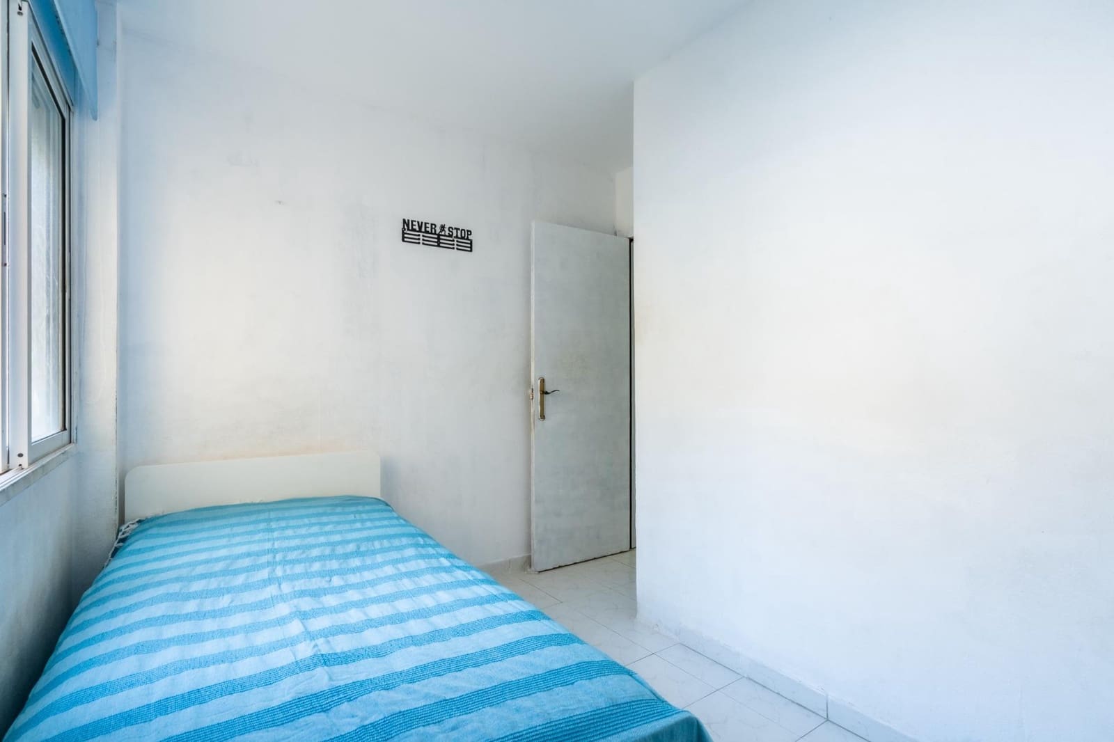 3 slaapkamer Appartement te koop in El Medano met zwembad - € 309.000 (Ref: 10068028)