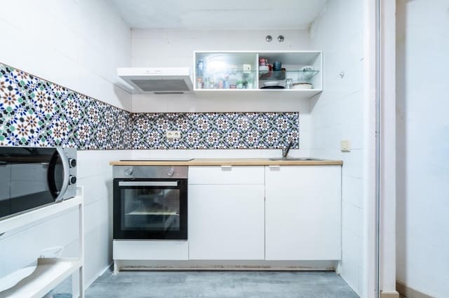 3 bedroom Apartment for sale in El Medano, Granadilla de Abona with pool - € 309,000 (Ref: 10068028)