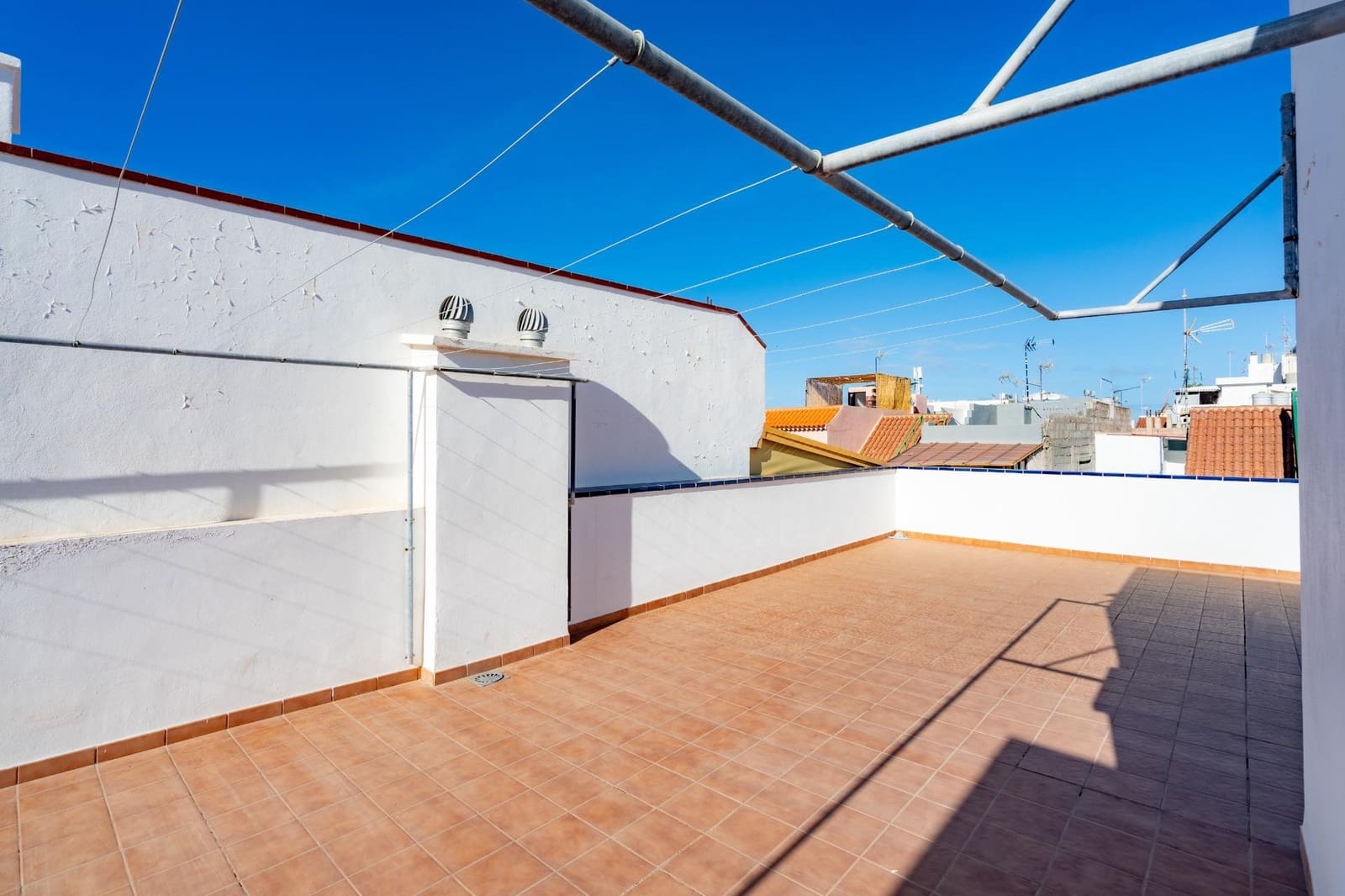 2 soverom Leilighet til salgs i Playa San Juan med garasje - € 312 000 (Ref: 10142458)