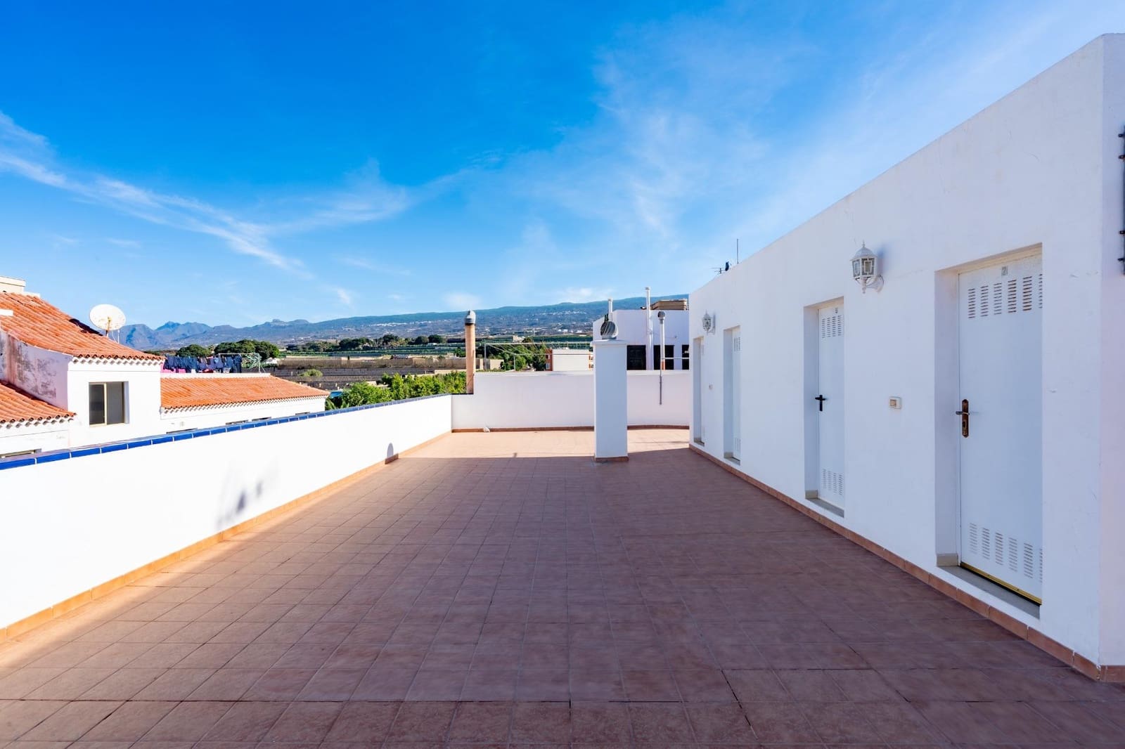 2 soverom Leilighet til salgs i Playa San Juan med garasje - € 312 000 (Ref: 10142458)