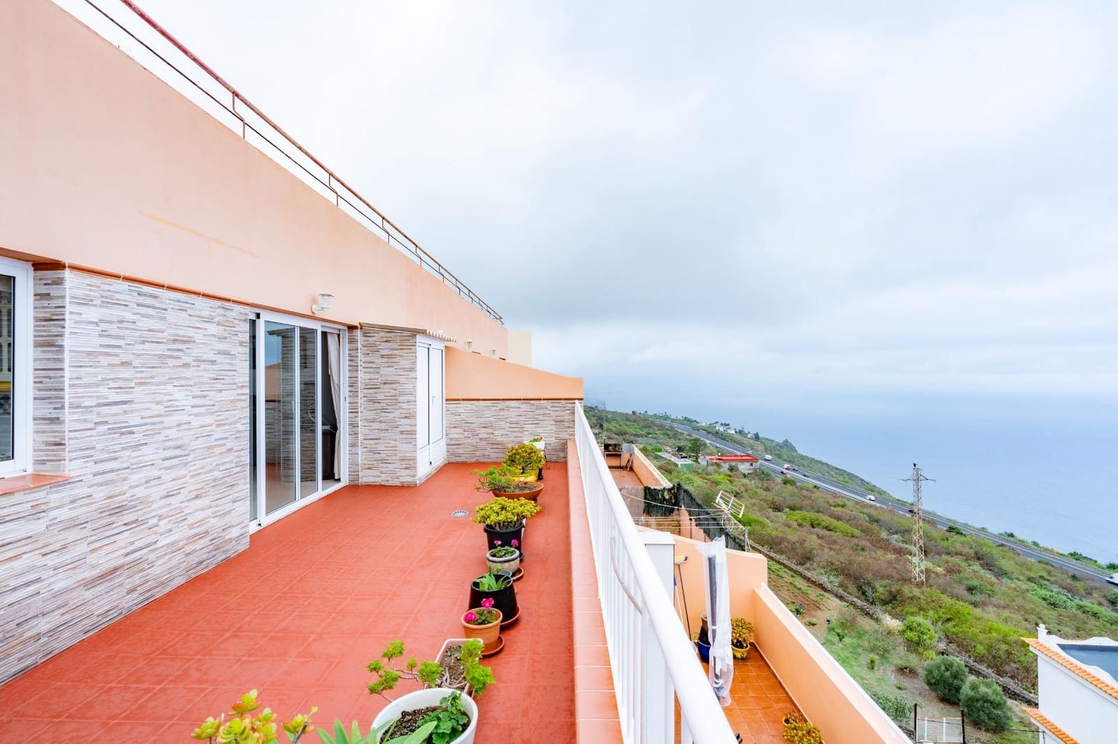 Ático de 2 habitaciones en La Matanza de Acentejo en venta con garaje - 193.000 € (Ref: 10185049)