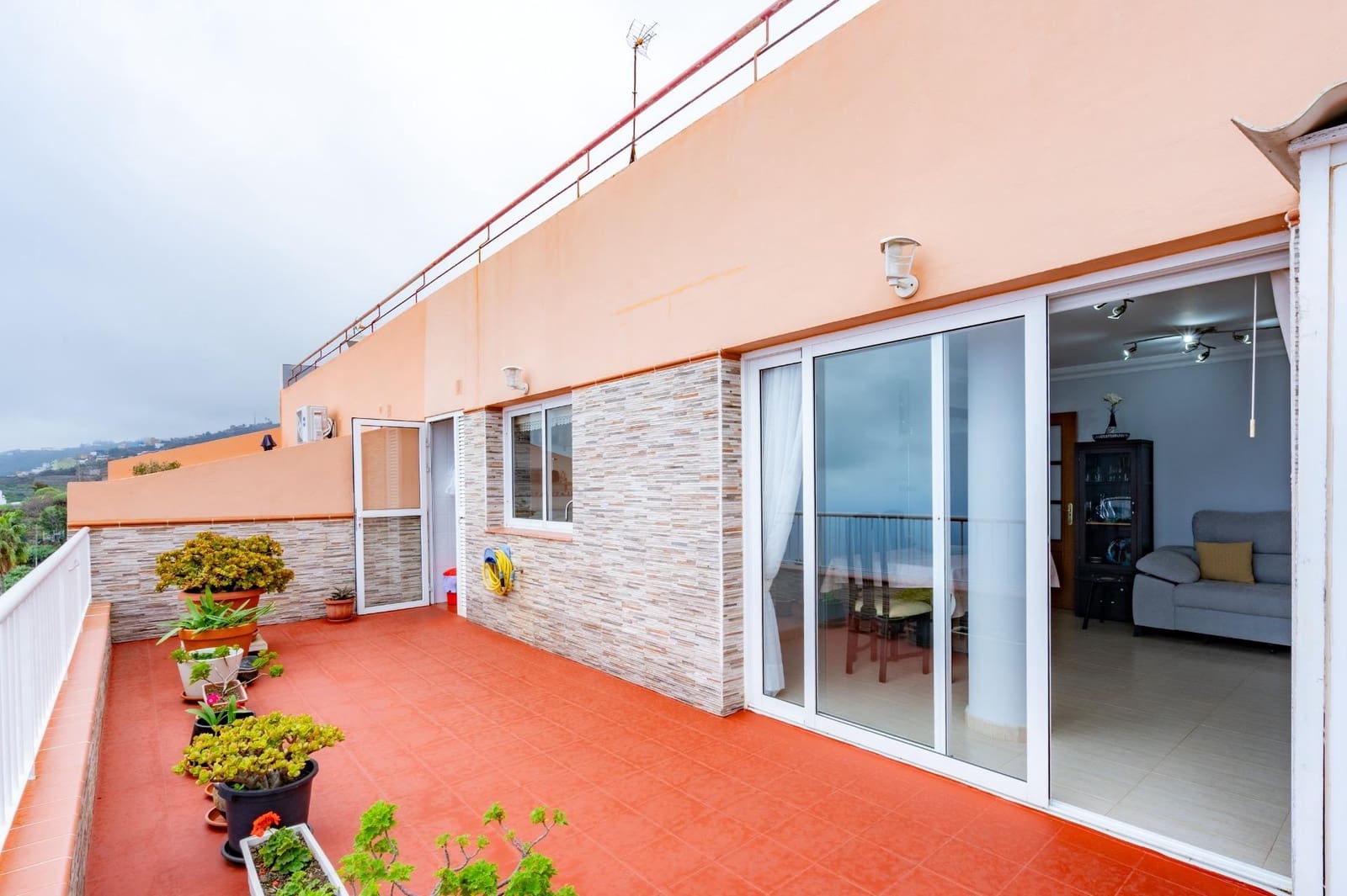 Ático de 2 habitaciones en La Matanza de Acentejo en venta con garaje - 193.000 € (Ref: 10185049)