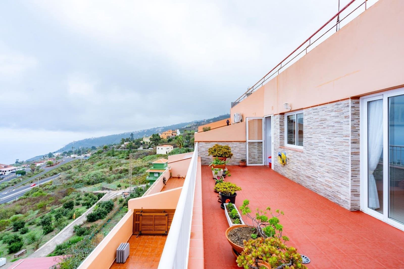 Ático de 2 habitaciones en La Matanza de Acentejo en venta con garaje - 193.000 € (Ref: 10185049)