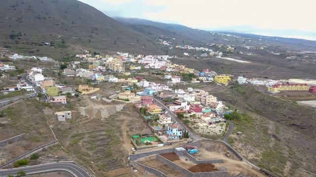 Terreno Non Edificato in vendita in Guía de Isora - 81.000 € (Rif: 4872547)