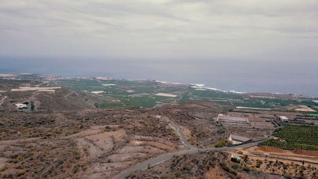 Terreno Non Edificato in vendita in Guía de Isora - 200.000 € (Rif: 4964174)
