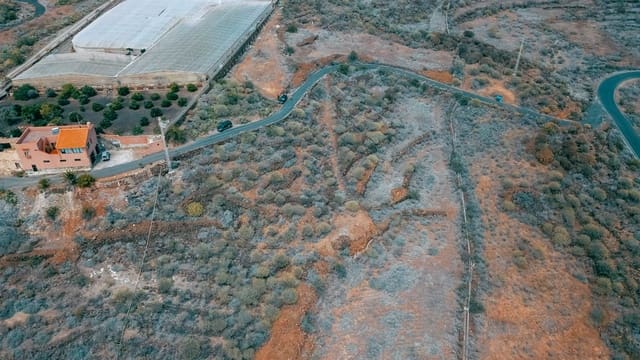 Terreno Non Edificato in vendita in Guía de Isora - 200.000 € (Rif: 4964174)