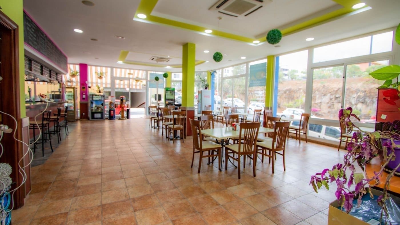 Erhverv til salg i Cabo Blanco - € 244.900 (Ref: 5530754)