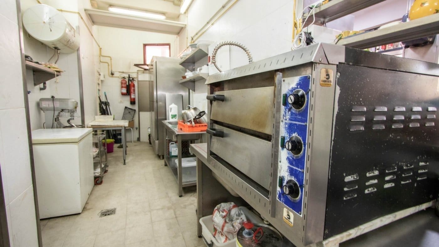 Erhverv til salg i Cabo Blanco - € 244.900 (Ref: 5530754)