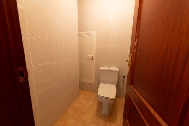 8 soveværelse Erhverv til salg i San Cristóbal de La Laguna med garage - € 795.900 (Ref: 6176499)