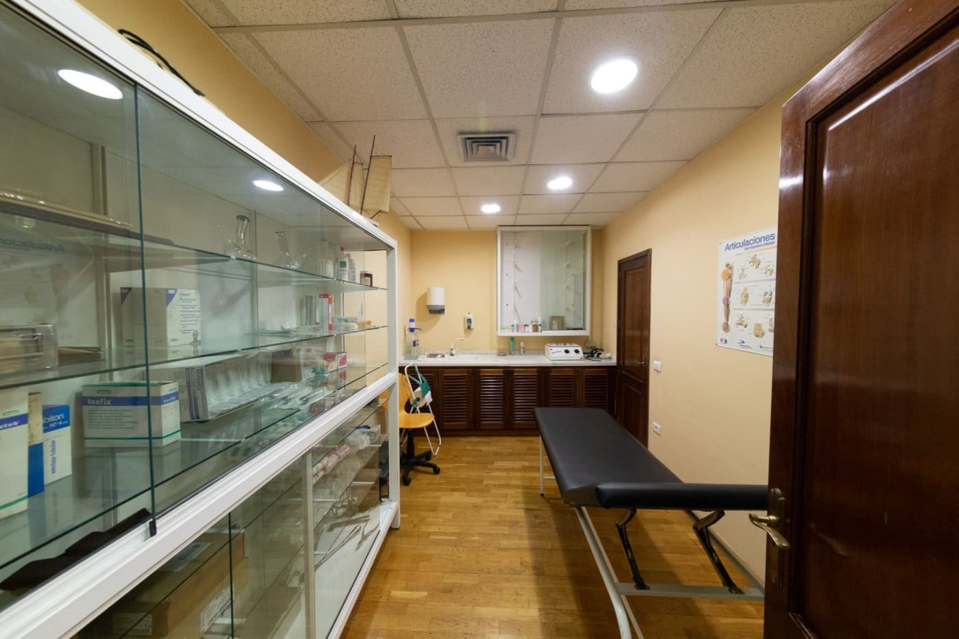 8 soveværelse Erhverv til leje i San Cristobal de La Laguna med garage - € 3.000 (Ref: 6176501)