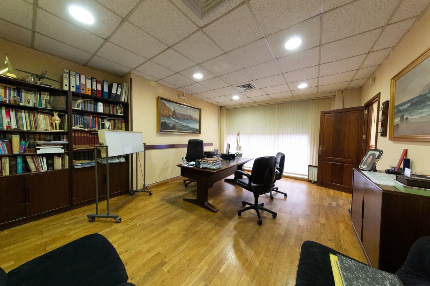 8 soveværelse Erhverv til leje i San Cristobal de La Laguna med garage - € 3.000 (Ref: 6176501)