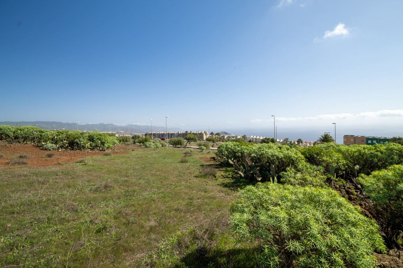 Grunde uden byggetilladelser til salg i Santa Cruz de Tenerife - € 215.000 (Ref: 6670018)